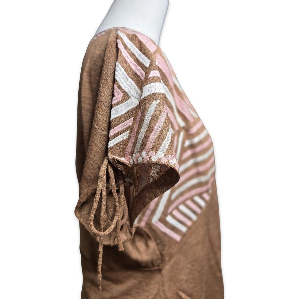 Savanna Jane Knit Top Womens M Embroidered Boho V-Neck Pink and Tan Festival NWT - Picture 8 of 16
